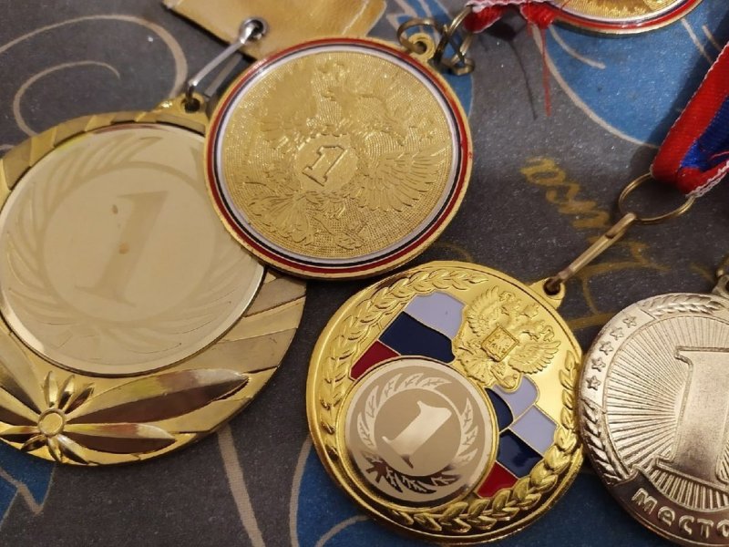 Вологодские спортсмены вернулись домой с медалями с соревнований по пауэрлифтингу