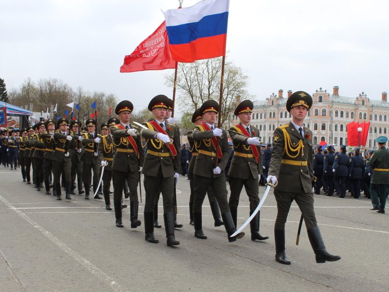 Движение и стоянку транспортных средств ограничат в Вологде 9 мая