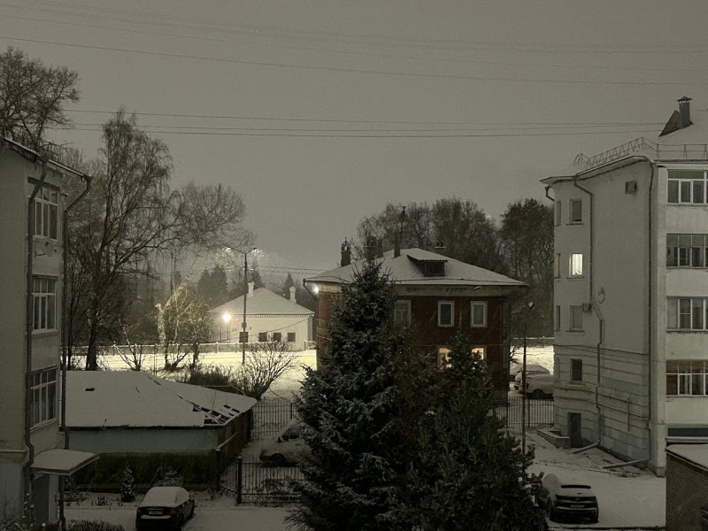Коммунальщики Вологодской области борются со снегом