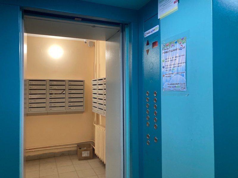 В доме № 20 по улице Красной в Череповце новые лифты установят к середине 2026 года