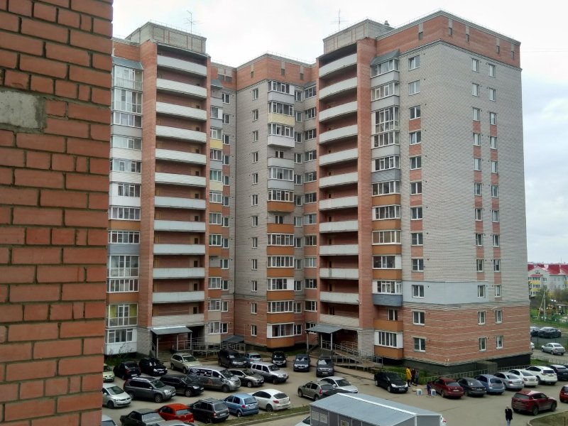 Более 500 вологодских детей-сирот получили в этом году жилье