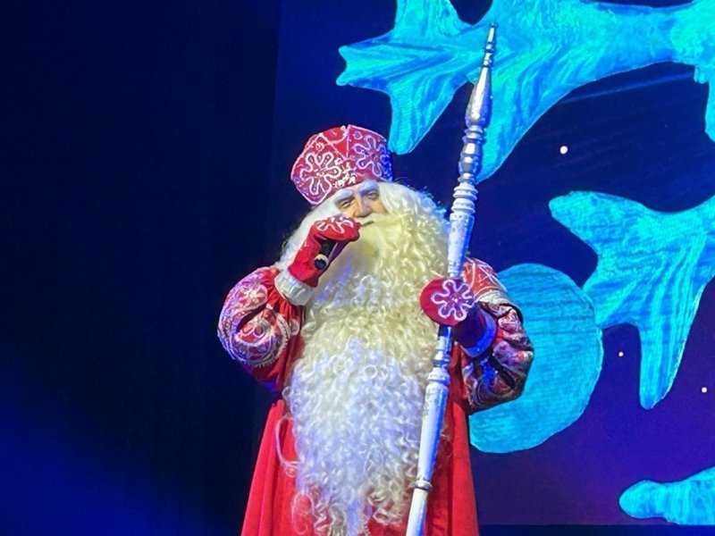 Дед Мороз пригласил вологжан проголосовать за въездную стелу Великого Устюга